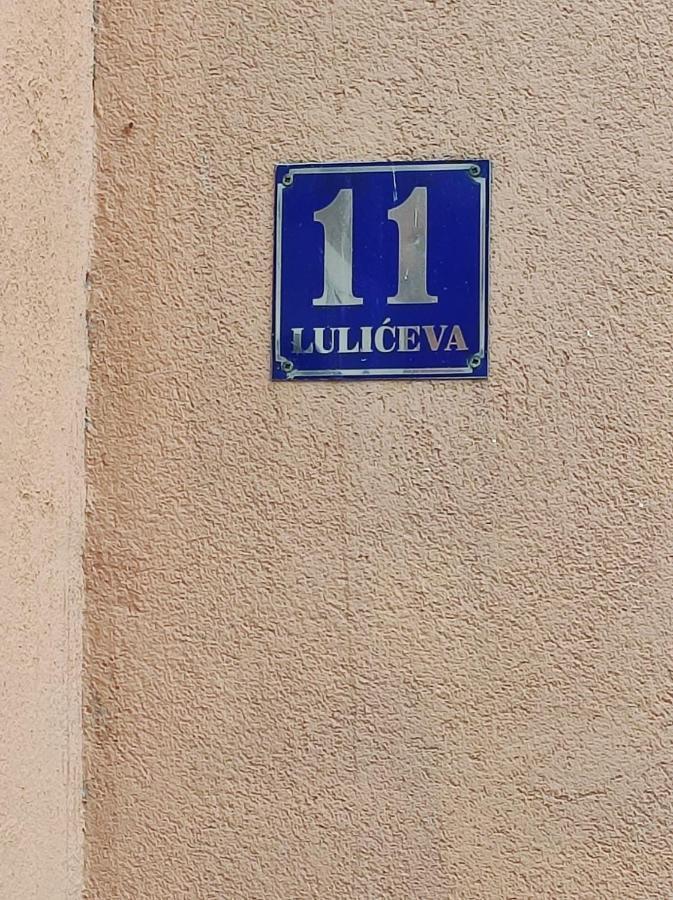 Apartment Zrno Макарска Экстерьер фото