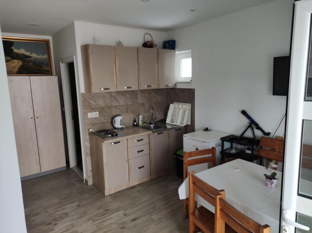 Apartment Zrno Макарска Экстерьер фото